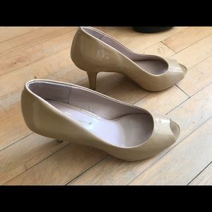 Worn once! Nude Vince Camuto Pumps